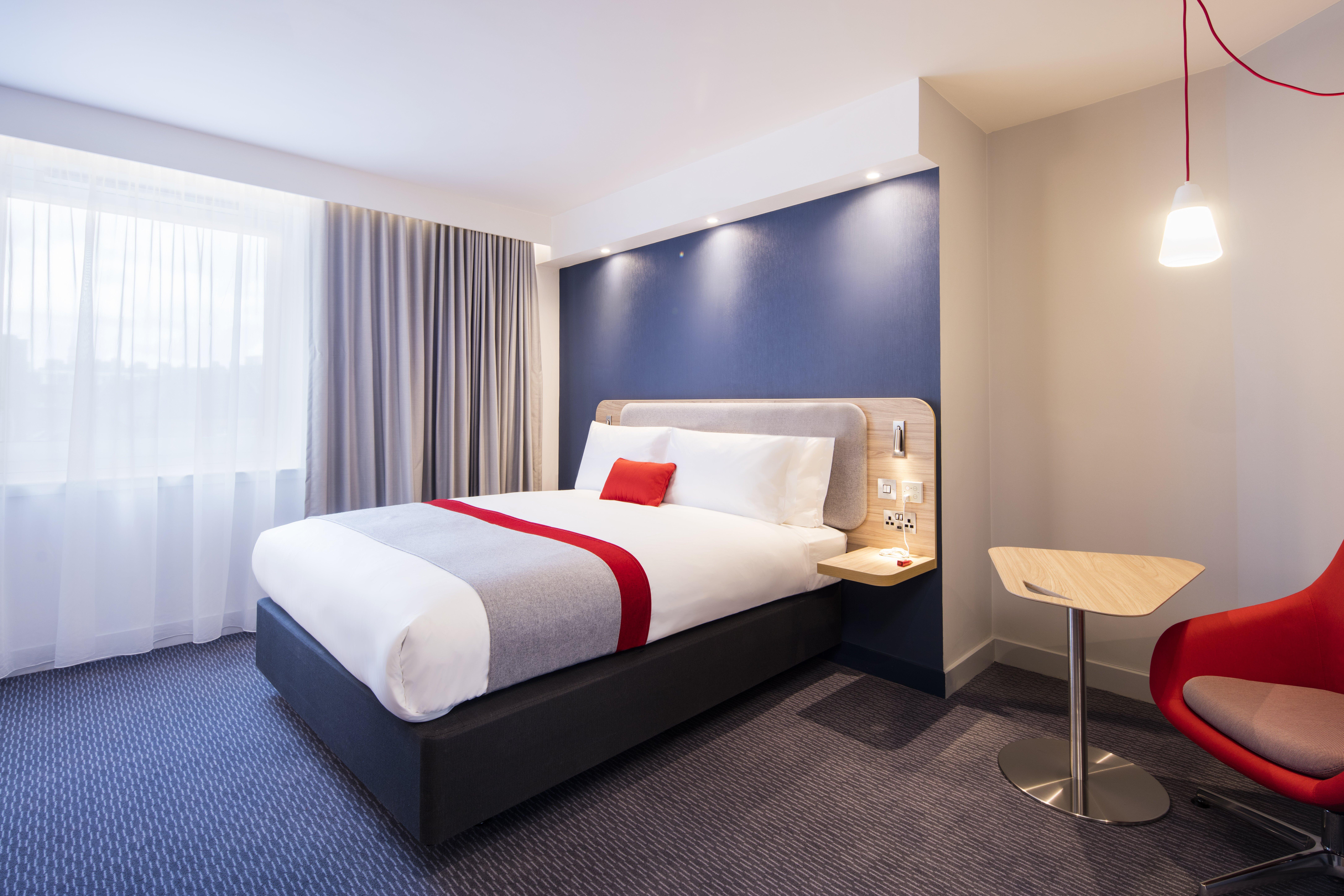 Holiday Inn Express Dublin City Centre By Ihg — Photos 1